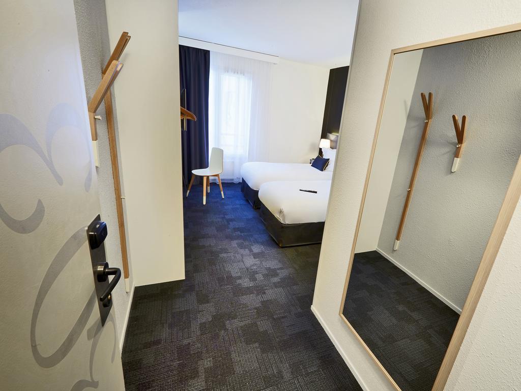 คีเรียด์โฮเต็ลเบรสท์เซ็นเตอร์ Hotel เบรสต์ ภายนอก รูปภาพ