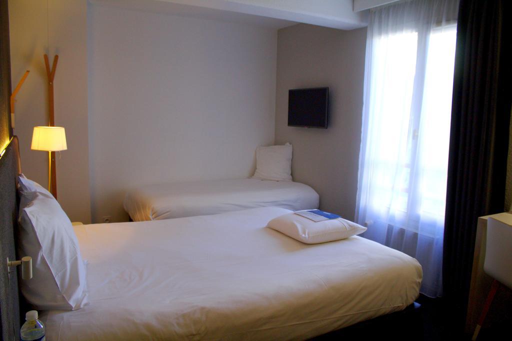 คีเรียด์โฮเต็ลเบรสท์เซ็นเตอร์ Hotel เบรสต์ ภายนอก รูปภาพ