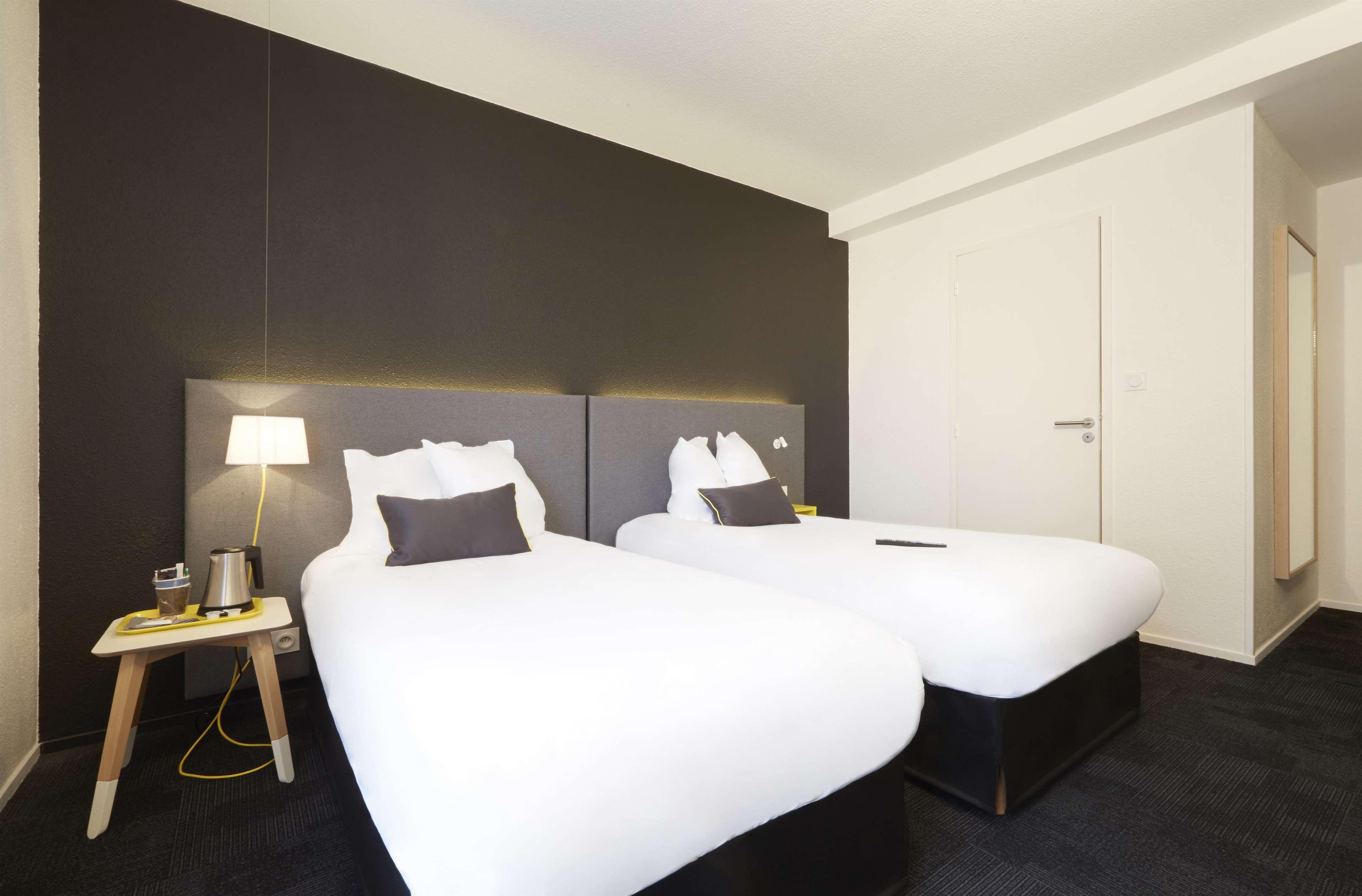 คีเรียด์โฮเต็ลเบรสท์เซ็นเตอร์ Hotel เบรสต์ ภายนอก รูปภาพ