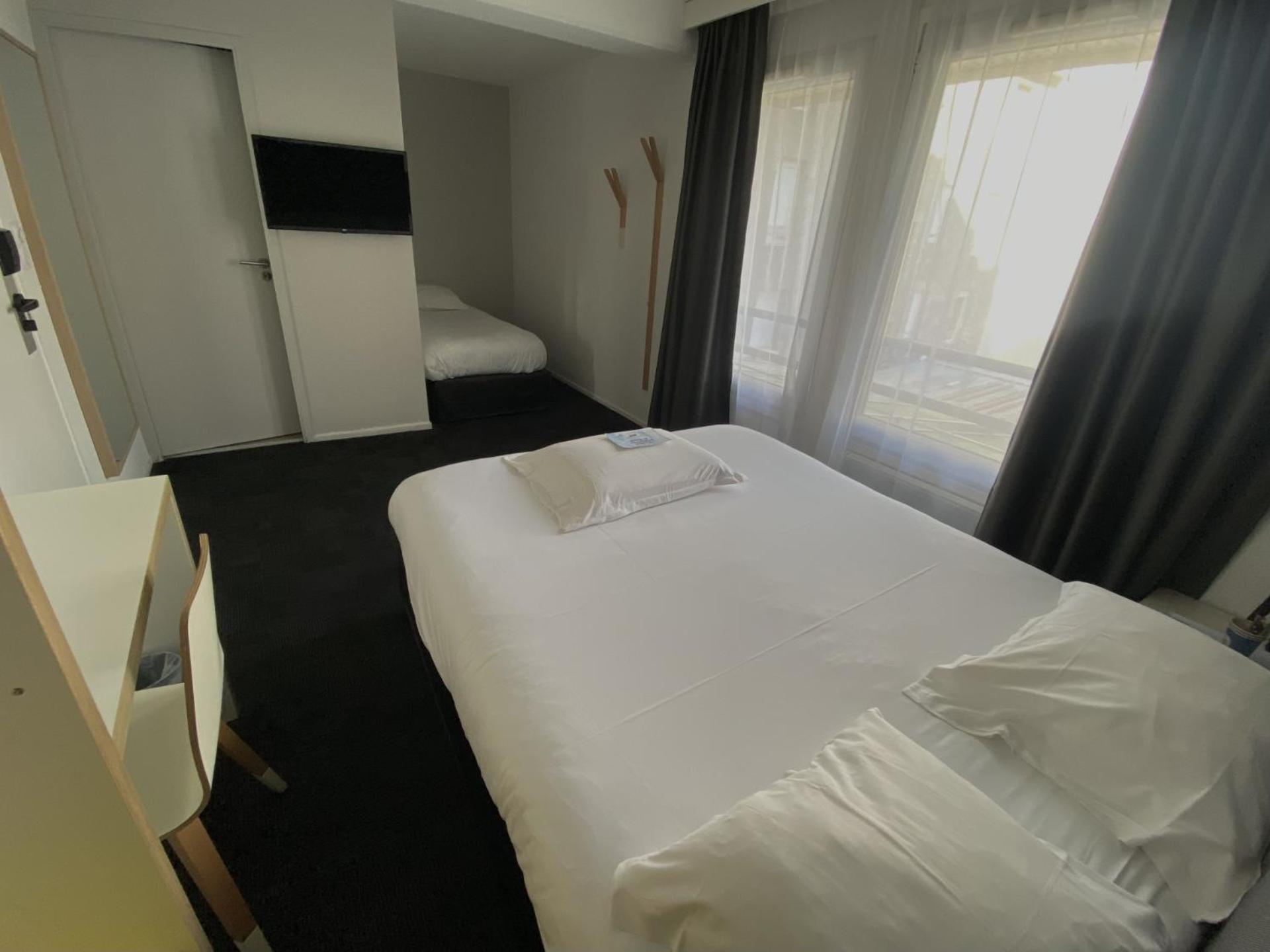 คีเรียด์โฮเต็ลเบรสท์เซ็นเตอร์ Hotel เบรสต์ ภายนอก รูปภาพ